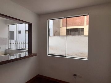 Tranquilidad y confort en La Molina: Venta Departamento de 67m² frente a un parque