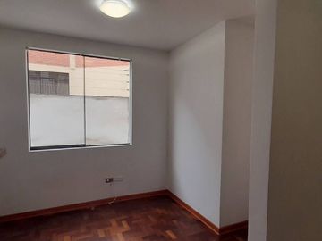 Tranquilidad y confort en La Molina: Venta Departamento de 67m² frente a un parque