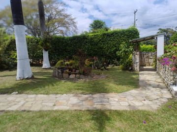 MARAVILLOSA CASA QUINTA CHINAUTA