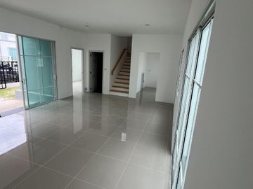 New Twin House with Detached Home Style! Newly Built! Urgent Sale! Twin House in Green House Village, Phutthamonthon Sai 5 - Rai Khing 30. Prime Locat