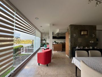 Casa Juriquilla | 400 m² | Vista Lago - Balcones | Querétaro