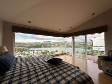 Casa Juriquilla | 400 m² | Vista Lago - Balcones | Querétaro