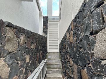 Casa Juriquilla | 400 m² | Vista Lago - Balcones | Querétaro