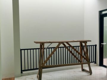 Rumah Baru Modern di Lokasi Sejuk dan Asri Cigadung Dago Bandung