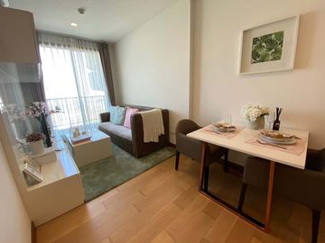 The Astra Condo (Chang Klan) 1 Bedroom, 1 Bathroom, Located in the heart of the city, right on Chang Klan Road, with easy access and multiple routes t
