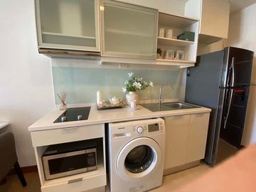 The Astra Condo (Chang Klan) 1 Bedroom, 1 Bathroom, Located in the heart of the city, right on Chang Klan Road, with easy access and multiple routes t