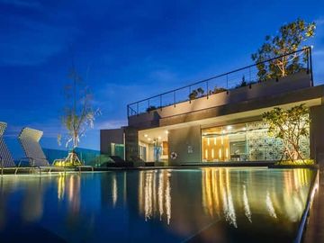 The Astra Condo (Chang Klan) 1 Bedroom, 1 Bathroom, Located in the heart of the city, right on Chang Klan Road, with easy access and multiple routes t