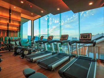 The Astra Condo (Chang Klan) 1 Bedroom, 1 Bathroom, Located in the heart of the city, right on Chang Klan Road, with easy access and multiple routes t