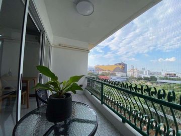 Beautifully designed 2-bedroom condo, 76 square meters, near the new US Consulate, located in Chang Moi sub-district, Mueang Chiang Mai district, Chia