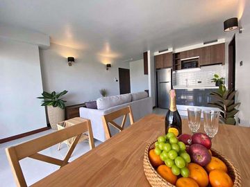 Beautifully designed 2-bedroom condo, 76 square meters, near the new US Consulate, located in Chang Moi sub-district, Mueang Chiang Mai district, Chia