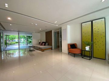 [Condo for Rent/Sale] Beautiful 2-Bedroom Modern Style Condo, Fully Furnished, Near the City Center, Ready for You to Own