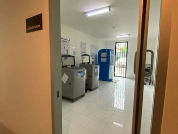 [Condo for Rent/Sale] Beautiful 2-Bedroom Modern Style Condo, Fully Furnished, Near the City Center, Ready for You to Own