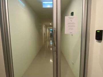 [Condo for Rent/Sale] Beautiful 2-Bedroom Modern Style Condo, Fully Furnished, Near the City Center, Ready for You to Own