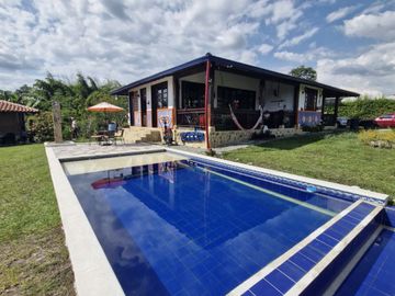 Casa Campestre en Venta - Zona Montenegro