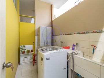 🏡 Exclusiva Casa en el Rincón de La Planicie – Piscina, Jardines y 5 Cocheras 🚗🌿