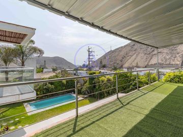 🏡 Exclusiva Casa en el Rincón de La Planicie – Piscina, Jardines y 5 Cocheras 🚗🌿