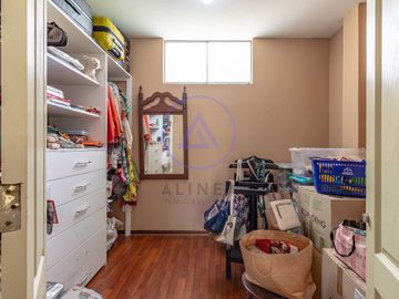 🏡 Exclusiva Casa en el Rincón de La Planicie – Piscina, Jardines y 5 Cocheras 🚗🌿