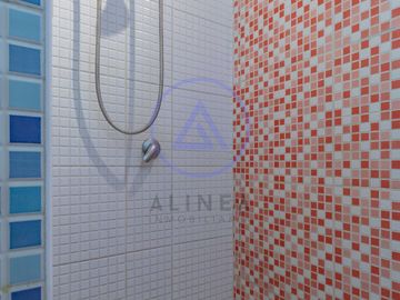 🏡 Exclusiva Casa en el Rincón de La Planicie – Piscina, Jardines y 5 Cocheras 🚗🌿