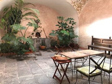 VENTA DE CASA DEL SIGLO XVII DE 4 RECÁMARAS EN LA CIUDAD DE PUEBLA