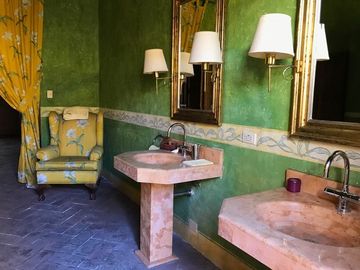 VENTA DE CASA DEL SIGLO XVII DE 4 RECÁMARAS EN LA CIUDAD DE PUEBLA