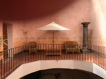 VENTA DE CASA DEL SIGLO XVII DE 4 RECÁMARAS EN LA CIUDAD DE PUEBLA