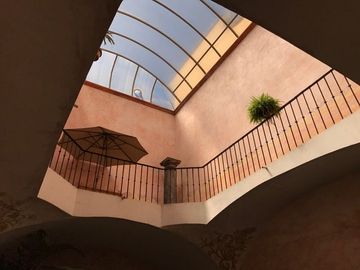 VENTA DE CASA DEL SIGLO XVII DE 4 RECÁMARAS EN LA CIUDAD DE PUEBLA