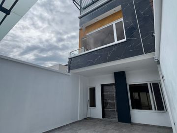 HERMOSA CASA INDEPENDIENTE EN VENTA, Sector Río Amarillo C1446