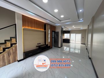 HERMOSA CASA INDEPENDIENTE EN VENTA, Sector Río Amarillo C1446