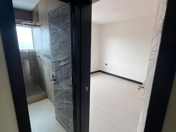 HERMOSA CASA INDEPENDIENTE EN VENTA, Sector Río Amarillo C1446