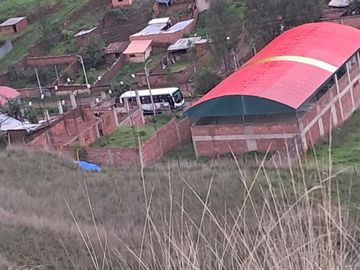 TERRENO EN VENTA EN MOLLERAY FRENTE AL COLEGIO LA SALLE