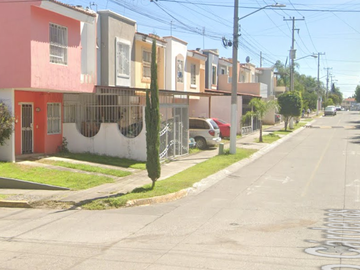 CASA EN VENTA COL PARQUES DE TESISTAN II ZAPOPAN JALISCO