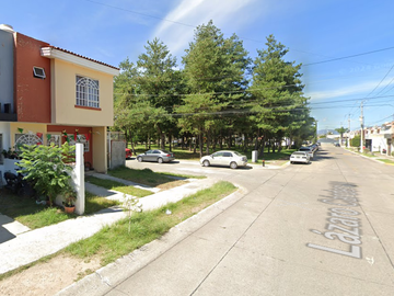 CASA EN VENTA COL PARQUES DE TESISTAN II ZAPOPAN JALISCO