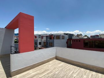CASA EN VENTA EN CARAPUNGO