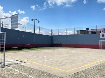 CASA EN VENTA EN CARAPUNGO