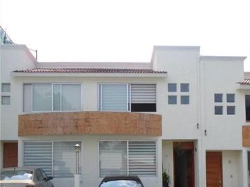PRECIOSA Y AMPLIA CASA EN RECUPERACIÓN BANCARIA (NO CREDITOS), EXCELENTE UBICACIÓN EN EXCLUSIVA PRIVADA EN LA ALCALDÍA TLALPAN CDMX!!!