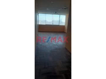 Alquiler De Oficina 85M2 En Avenida Altamente Comercial