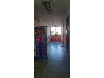 Alquiler De Oficina 85M2 En Avenida Altamente Comercial