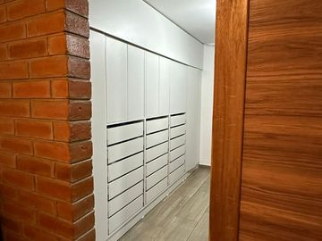 Venta, Espectacular casa, Otavalo Cdla Imbaya