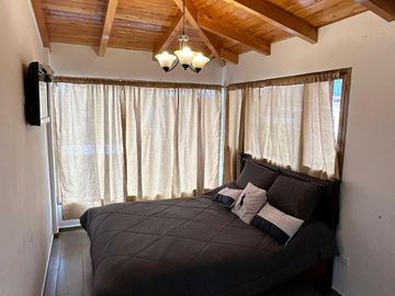 Venta, Espectacular casa, Otavalo Cdla Imbaya