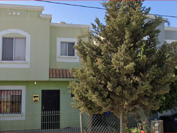 CASA EN VENTA OPORTUNIDAD CARTERA BANCARIA-ENSENADA-BAJA CALIFORNIA