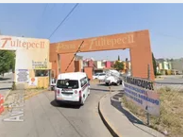 CASA REMATE BANCARIO EN CONJUNTO HABITACIONAL DE NOMINADO PASEOS DE TULTEPEC II, ESTADO DE MEXICO