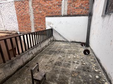 CASA DE VENTA CON PROYECCION PARA PROYECTO INMOBILIARIO, Sector Remigio Crespo C1449