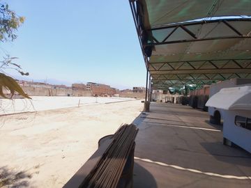 VENDO LOCAL CON ZONIFICACION INDUSTRIAL DE 6871 M2 EN PUENTE PIEDRA