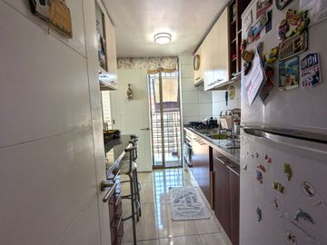 En venta, excelente departamento con vista despejada.
