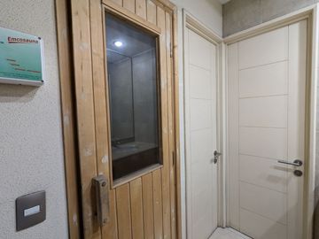 En venta, excelente departamento con vista despejada.