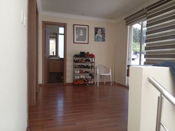 Venta Hermosa Casa, sector Armenia 1, valle de los Chillos.
