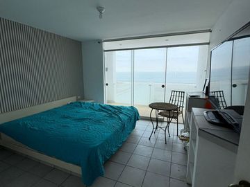 VENTA DE CASA AMPLIA TERRAZA VISTA AL MAR PUNTA NEGRA