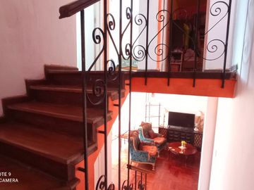 VENTA DE CASA EN SAN MIGUEL FRENTE A PARQUE