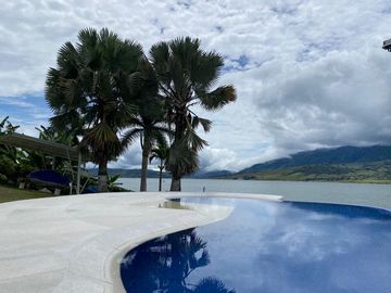 Venta Casa Finca en Lago Calima