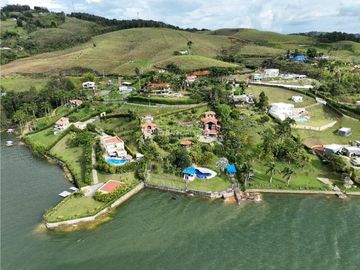 Venta Casa Finca en Lago Calima